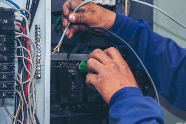 Best Circuit Breaker Repair  in Lemoore, CA